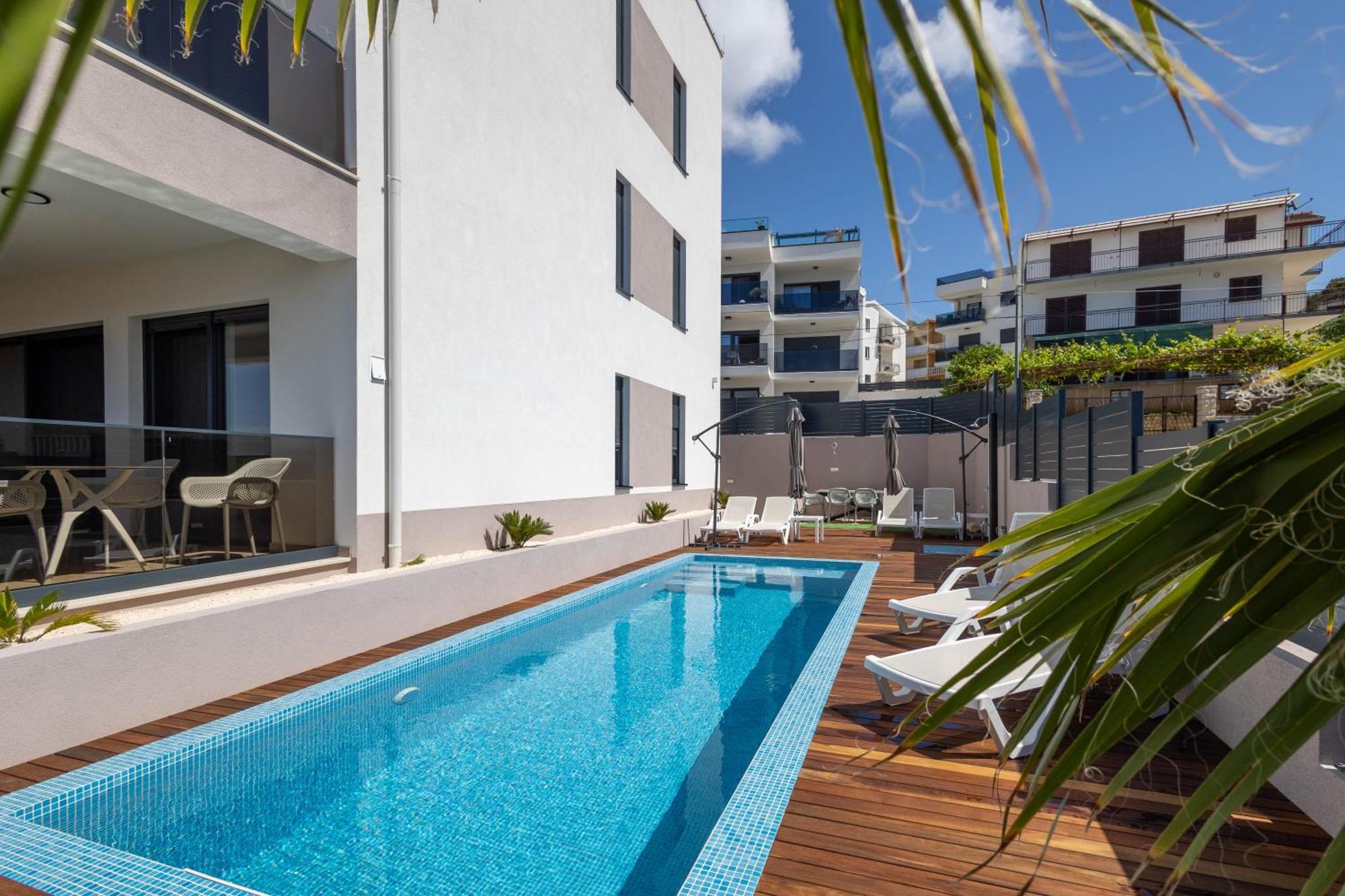 Adriatic Garden Apartments Okrug Gornji Exterior foto