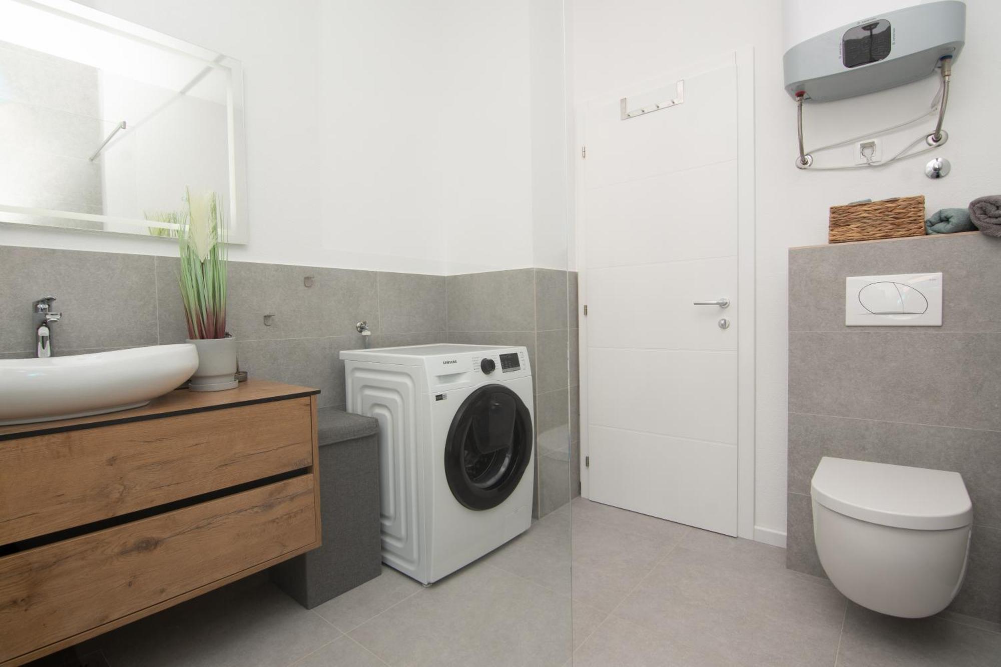 Adriatic Garden Apartments Okrug Gornji Exterior foto